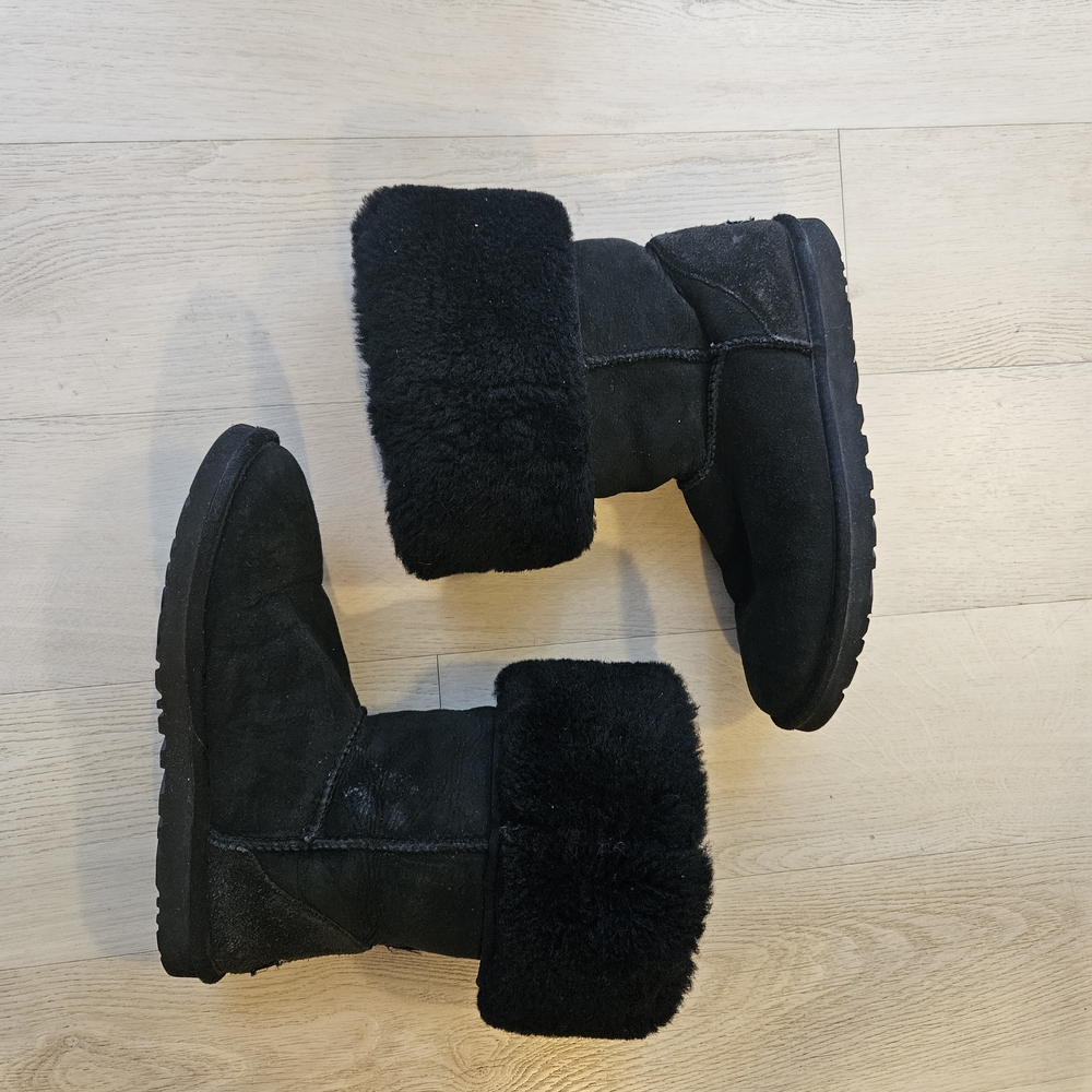 Black UGG Koolaburra Boots Size 9